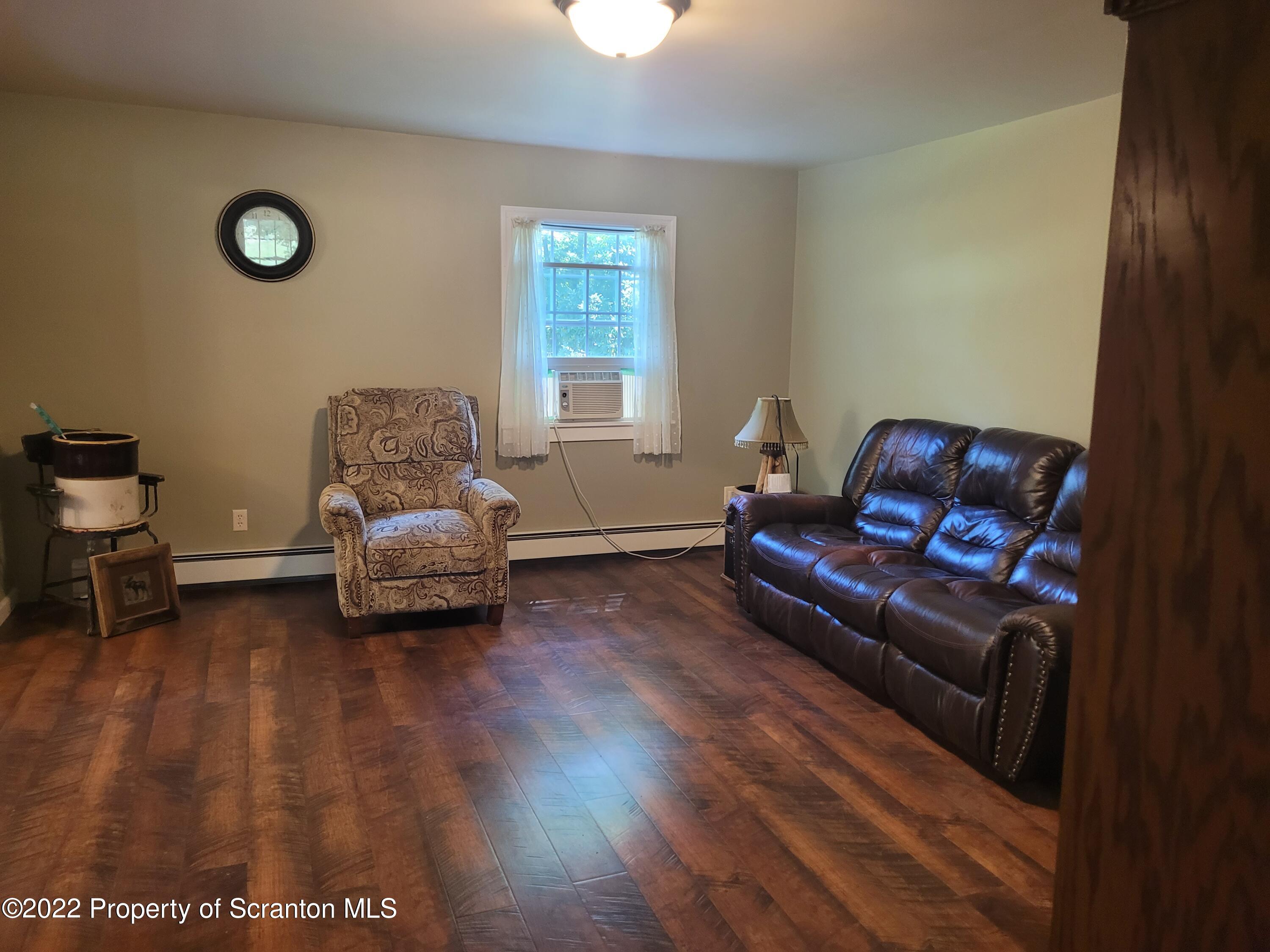 25 Bailor Road Moscow, PA 18444 - Photo 11 of 17 Gallery Image 11