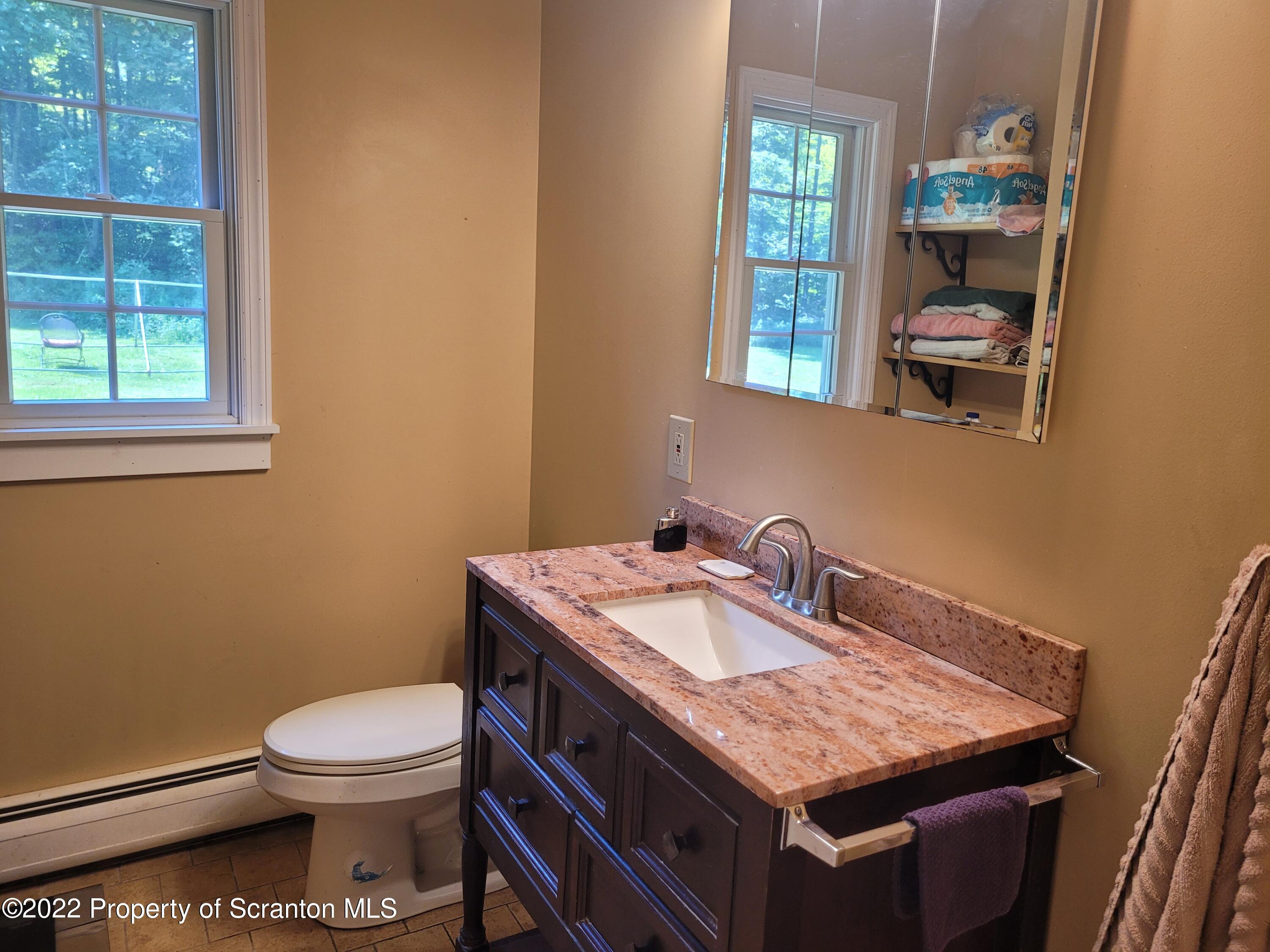 25 Bailor Road Moscow, PA 18444 - Photo 12 of 17 Gallery Image 12