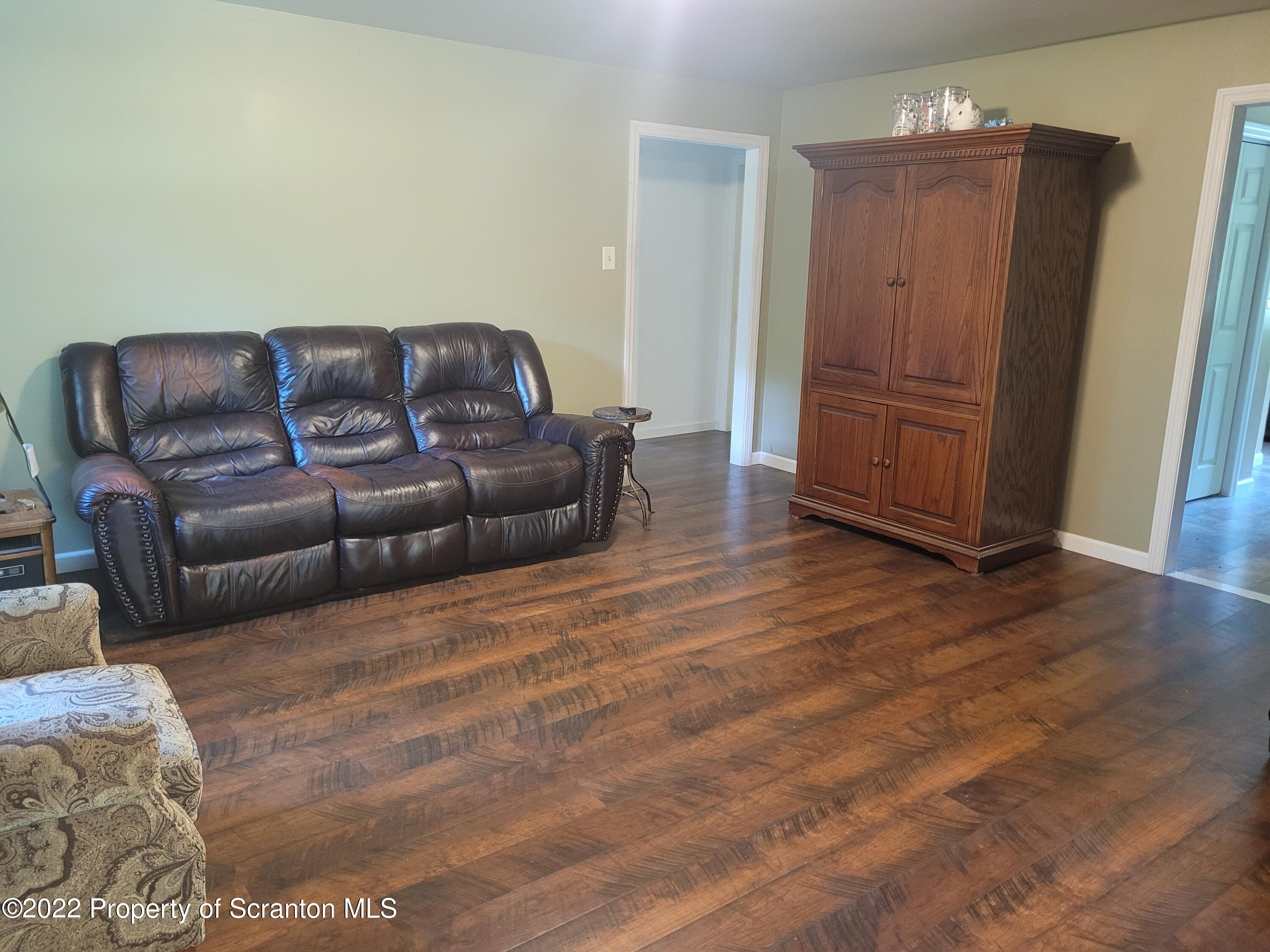 25 Bailor Road Moscow, PA 18444 - Photo 10 of 17 Gallery Image 10