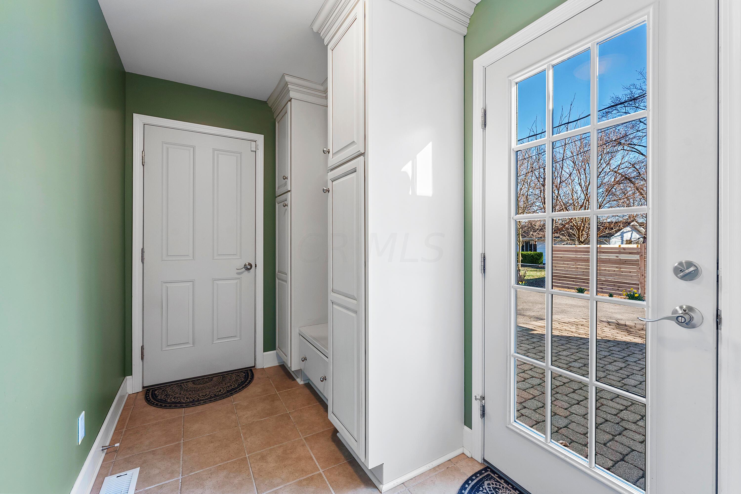 2614 Mt Holyoke Road Columbus, OH 43221 - Photo 11 of 22 DSC03721