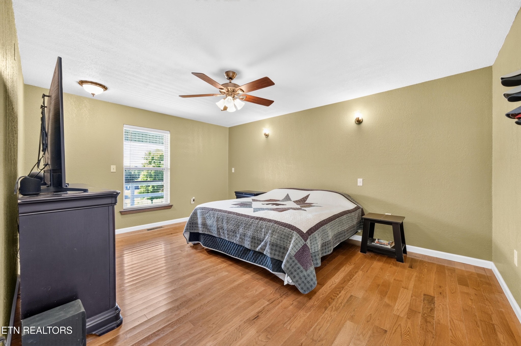 105 Foothills Road Pikeville, TN 37367 - Photo 17 of 50