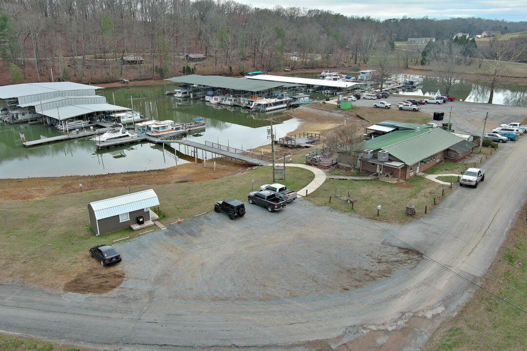 135 Waters Edge Rd Spring Spring City, TN 37381 - Photo 33 of 40 Watersedge-5