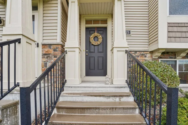 $334,900 | 5125 95th Way North, Brooklyn Park, MN 55443