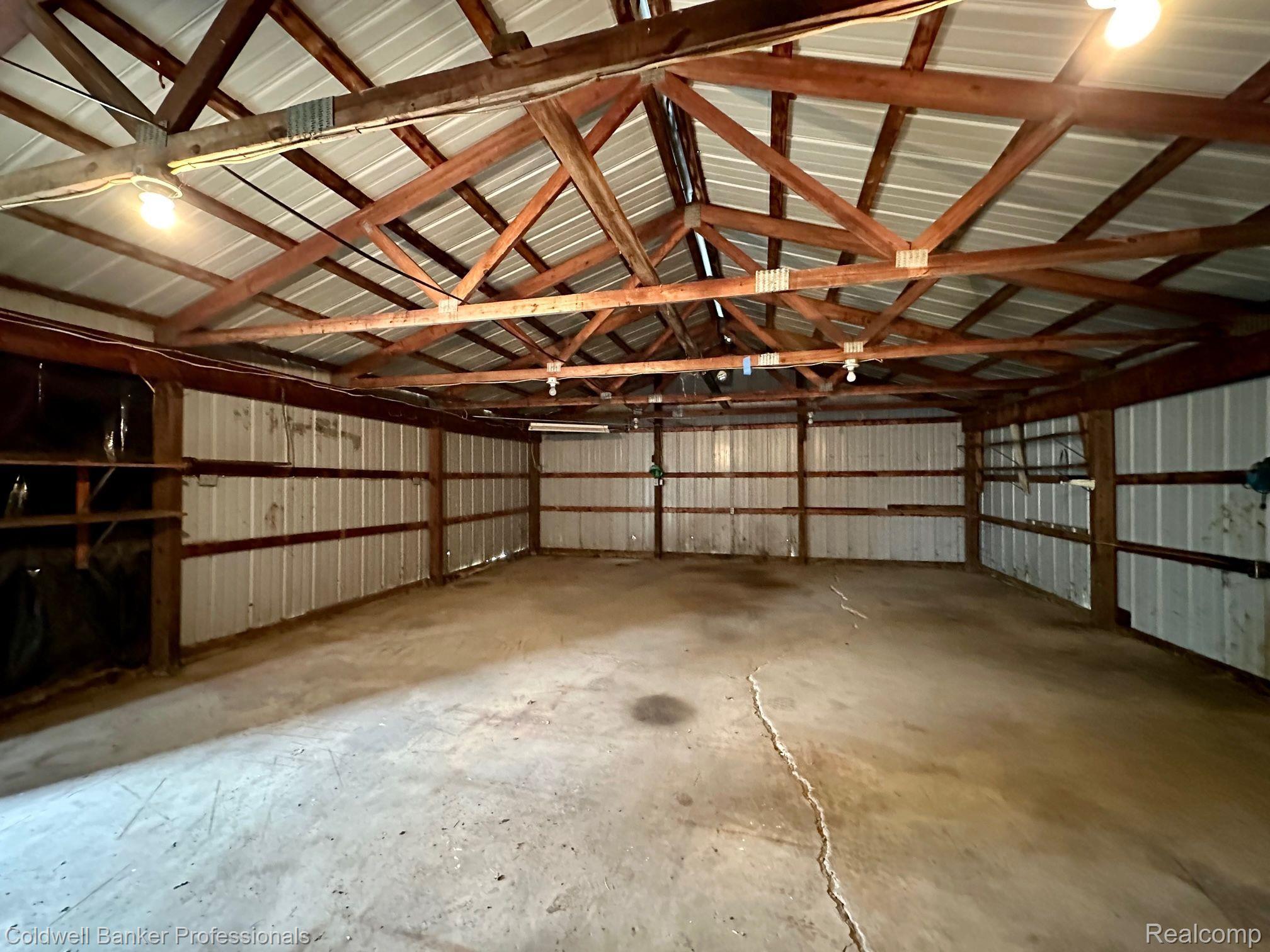2743 North Branch Road North Branch, MI 48461 - Photo 32 of 36 Gallery Image 32