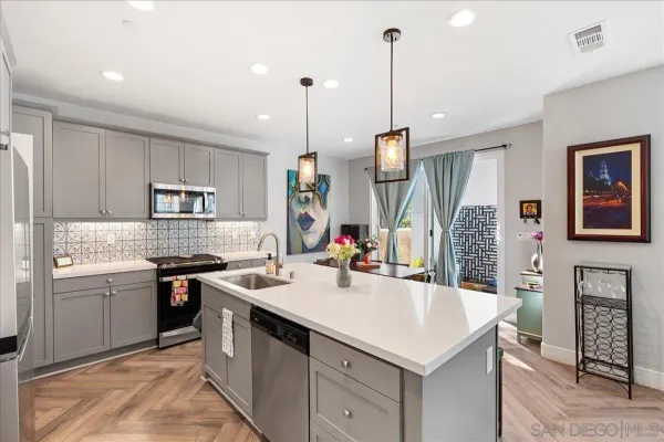 $725,000 | 11062 Renewal Drive, Rancho Cucamonga, CA 91730