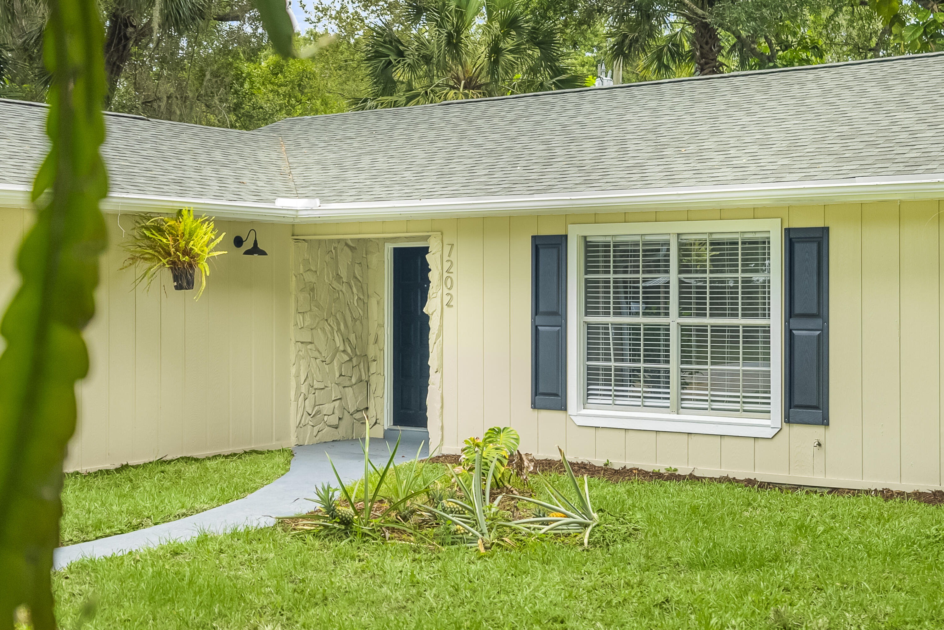 7202 Arthurs Road Fort Pierce, FL 34951 - Photo 33 of 35 7202-Authurs-Rd-005
