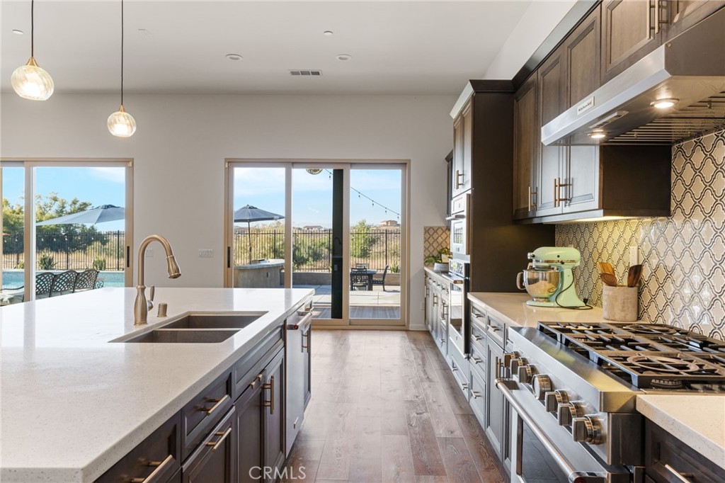 7876 Arroyo Vista Court Riverside, CA 92506 - Photo 5 of 75