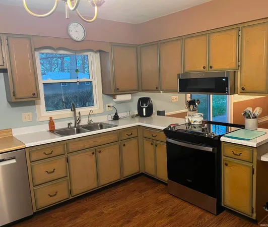 $258,000 | 1435 McConnell Drive, Bluffton, IN 46714