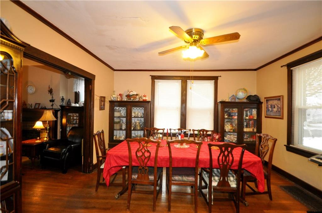 1301 Sharps Hill Road Pittsburgh, PA 15215 - Photo 3 of 23 Beautiful built in shelving in the dining room