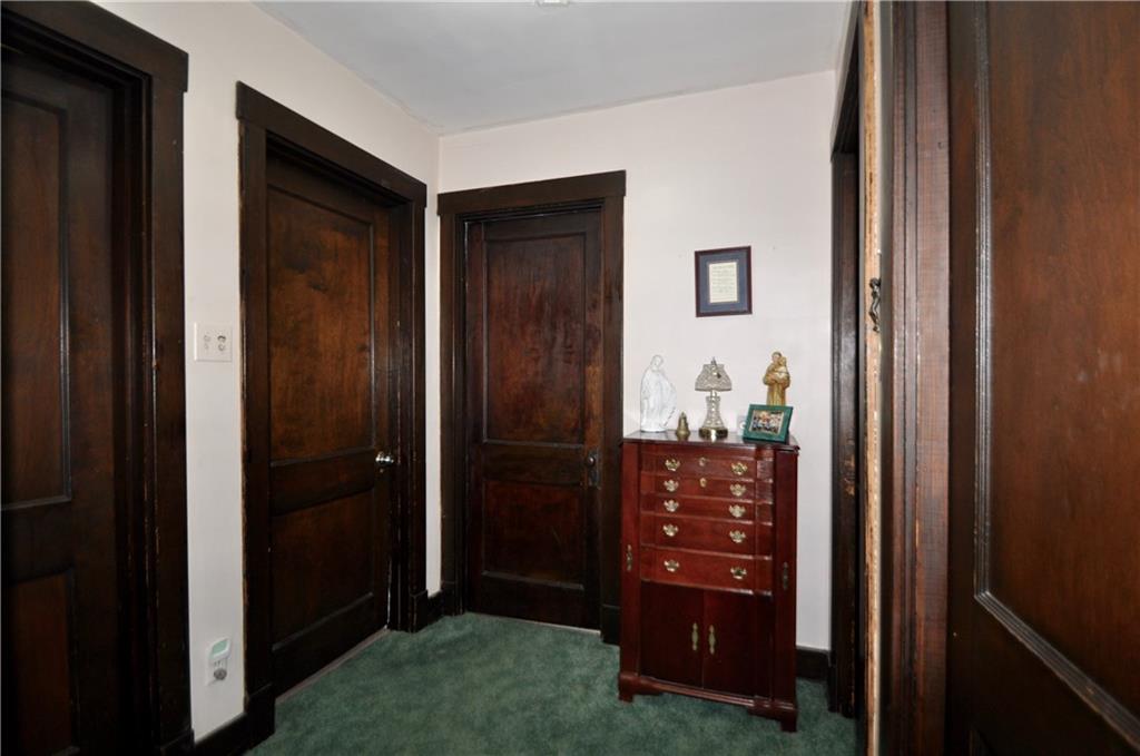 1301 Sharps Hill Road Pittsburgh, PA 15215 - Photo 21 of 23 Gallery Image 21
