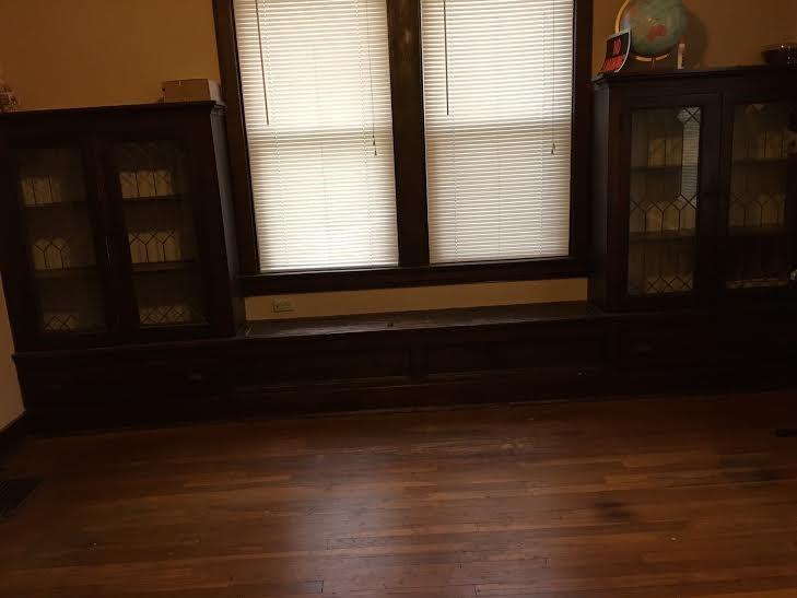 1301 Sharps Hill Road Pittsburgh, PA 15215 - Photo 10 of 23 Beautiful Built In Cabinets In The Dining Room.