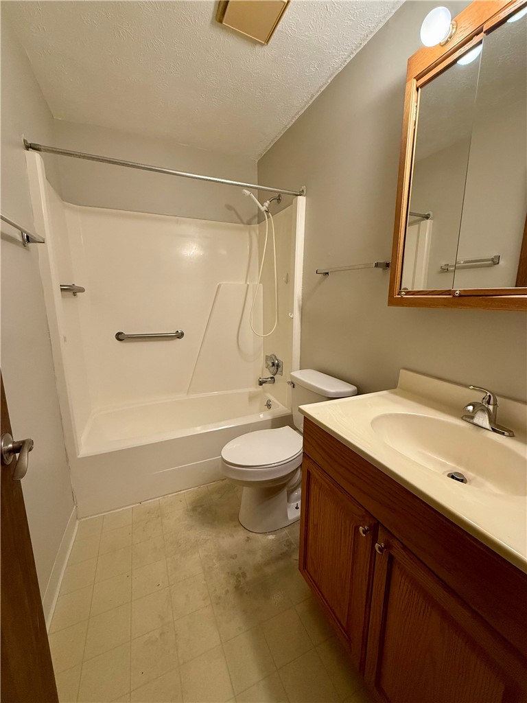 5253 Lamme Road Dayton, OH 45439 - Photo 24 of 87 Gallery Image 24