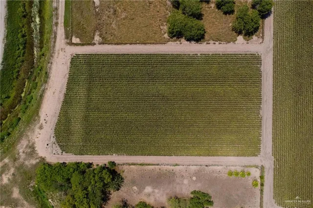 a view of outdoor space