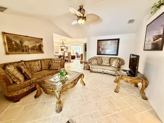 $359,000 | 2595 Southeast 6th Avenue, Okeechobee, FL 34974