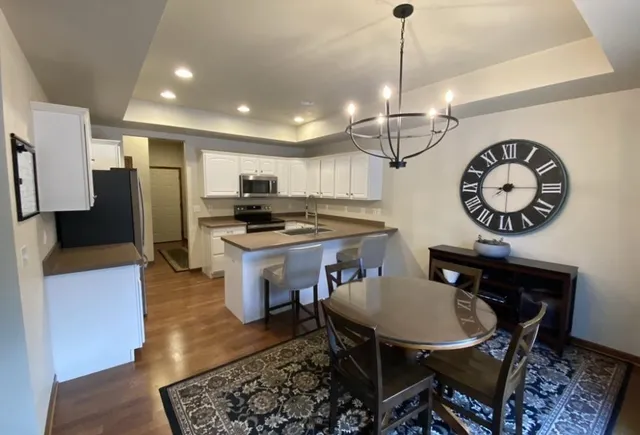 $335,000 | 1713 Oak Hollow Lane, Neenah, WI 54956