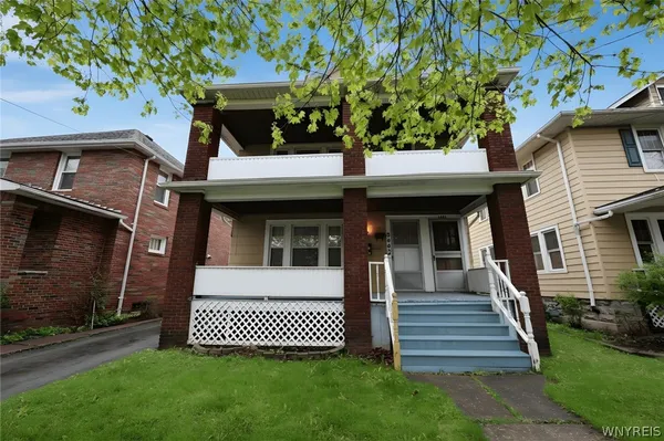 $1,100 | 2463 South Avenue, Niagara Falls, NY 14305