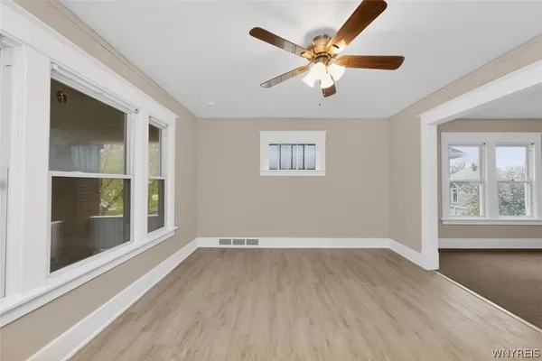 $1,100 | 2463 South Avenue, Niagara Falls, NY 14305