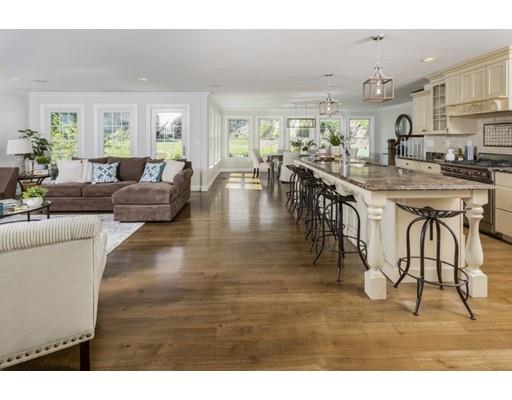 4 Roosevelt Road Wakefield, MA 01880 - Photo 20 of 42 Gallery Image 20