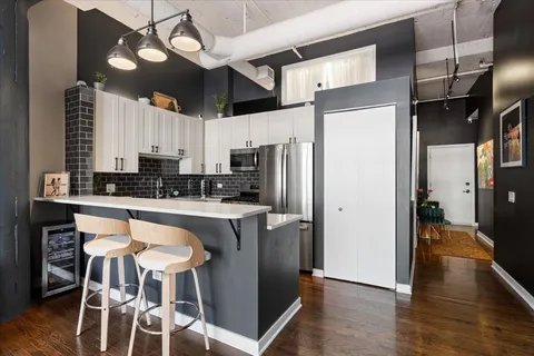 $575,000 | 333 West Hubbard Street, Unit 605, Chicago, IL 60654