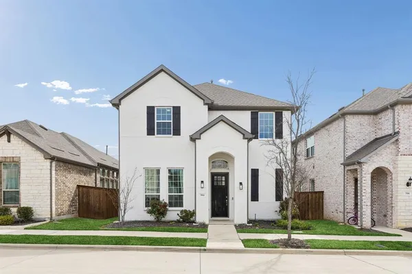 $520,000 | 704 Waterbrook Parkway, Argyle, TX 76226