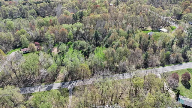 $69,900 | 1 Algoma Avenue, Cedar Springs, MI 49319