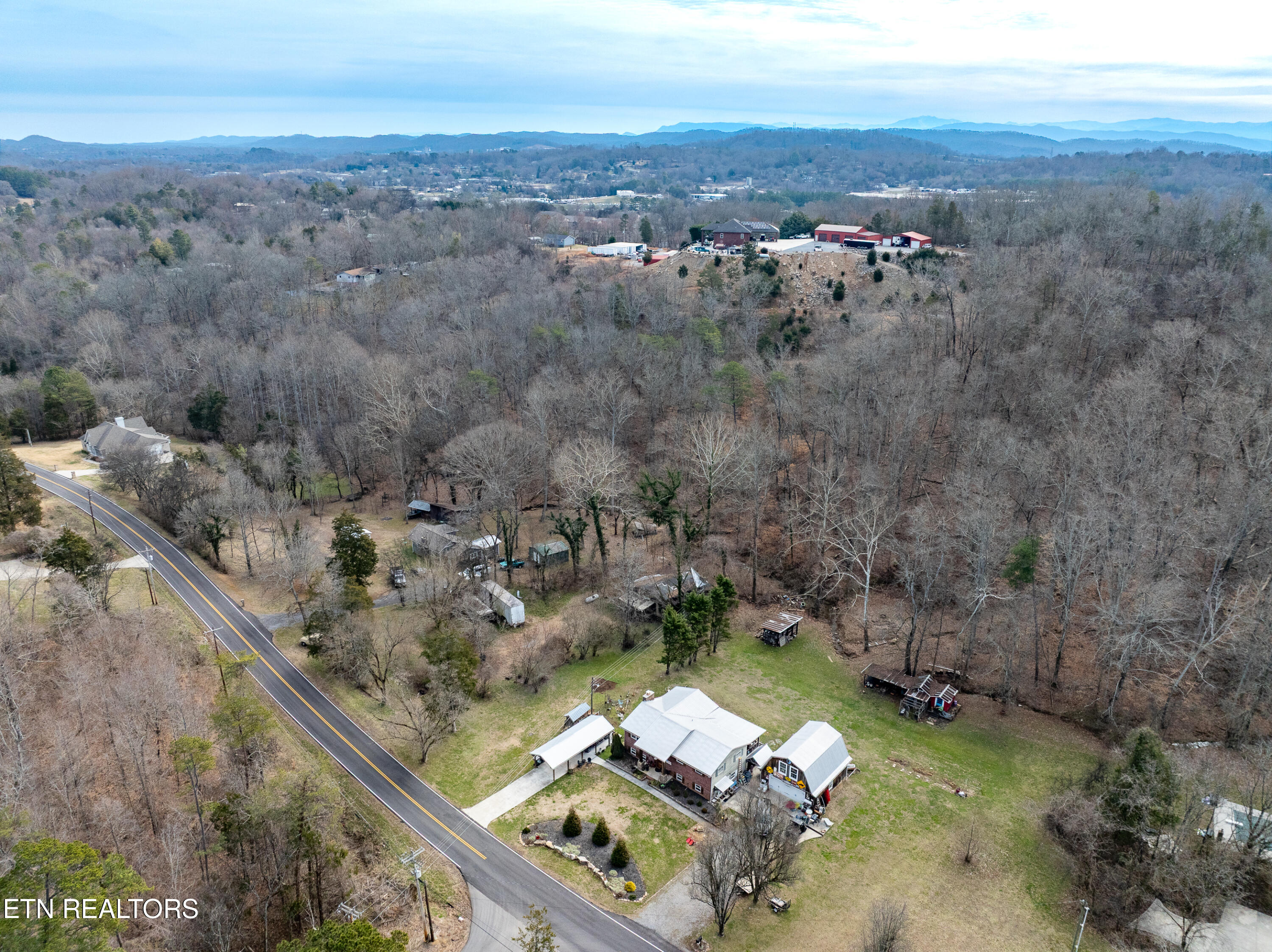 1747 East Old Topside Road Louisville, TN 37777 - Photo 11 of 22 DJI_0292-HDR