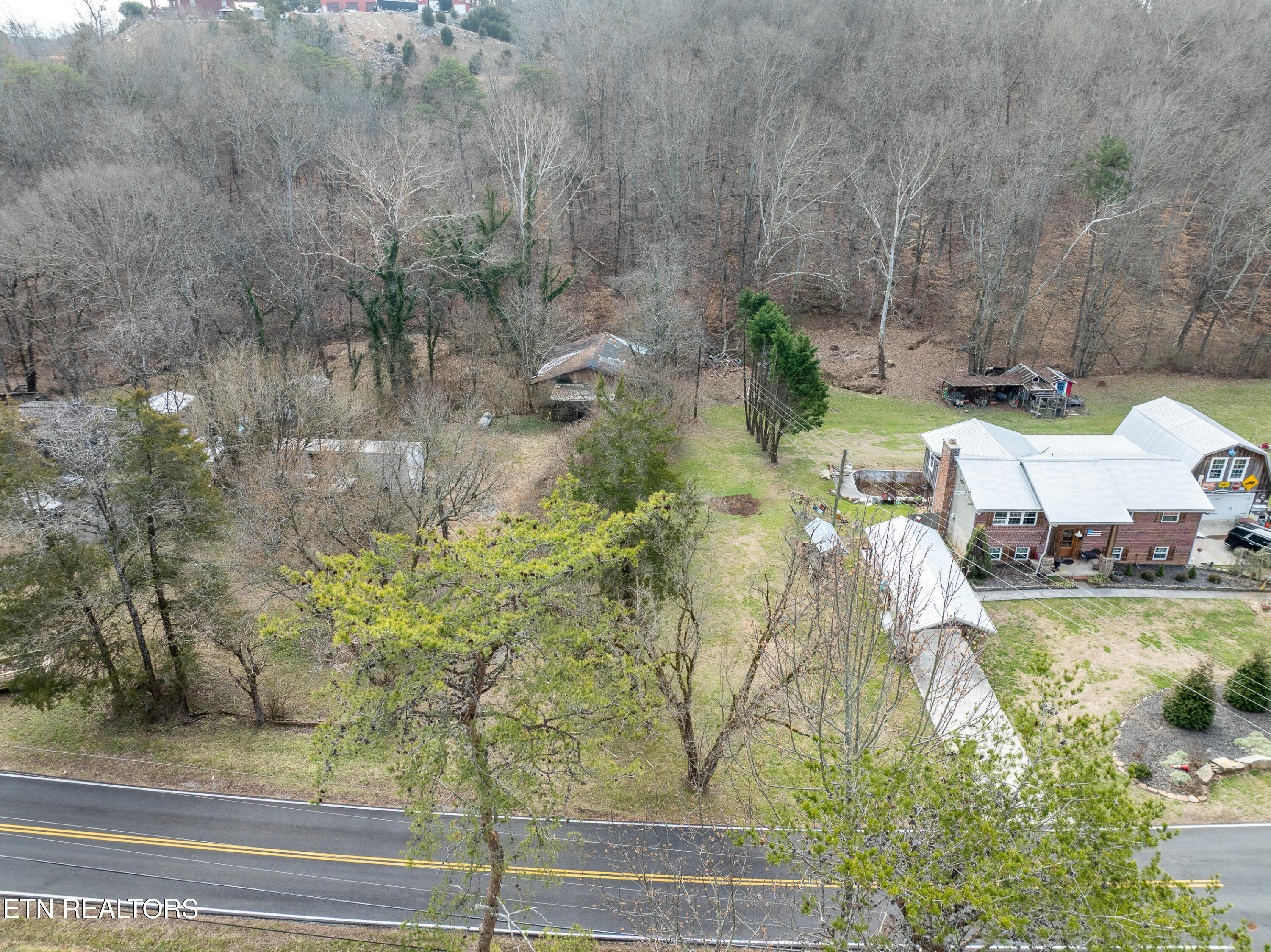 1747 East Old Topside Road Louisville, TN 37777 - Photo 5 of 22 DJI_0277-HDR