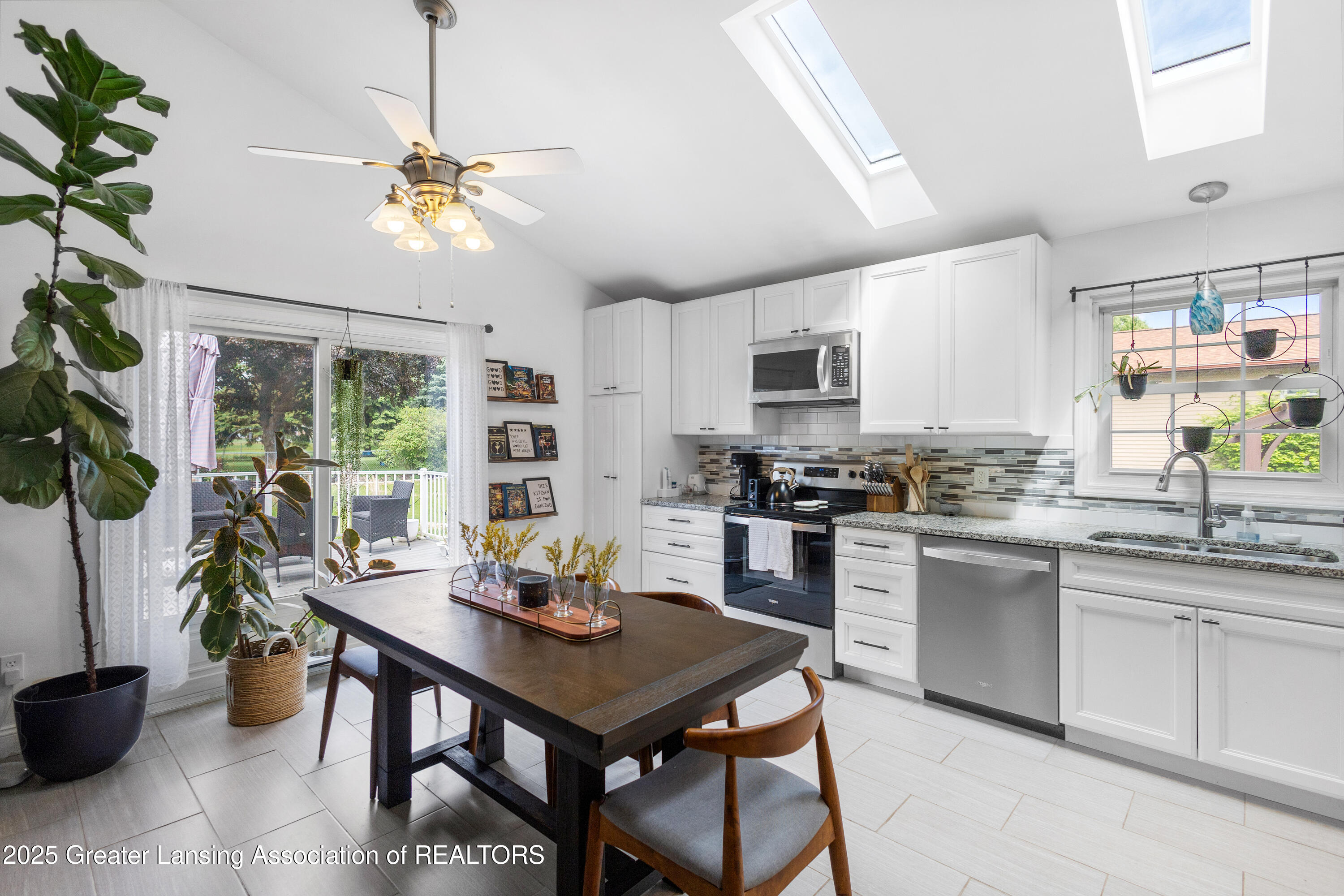 2636 Gilbert Road Lansing, MI 48911 - Photo 11 of 63 GILBERT-40