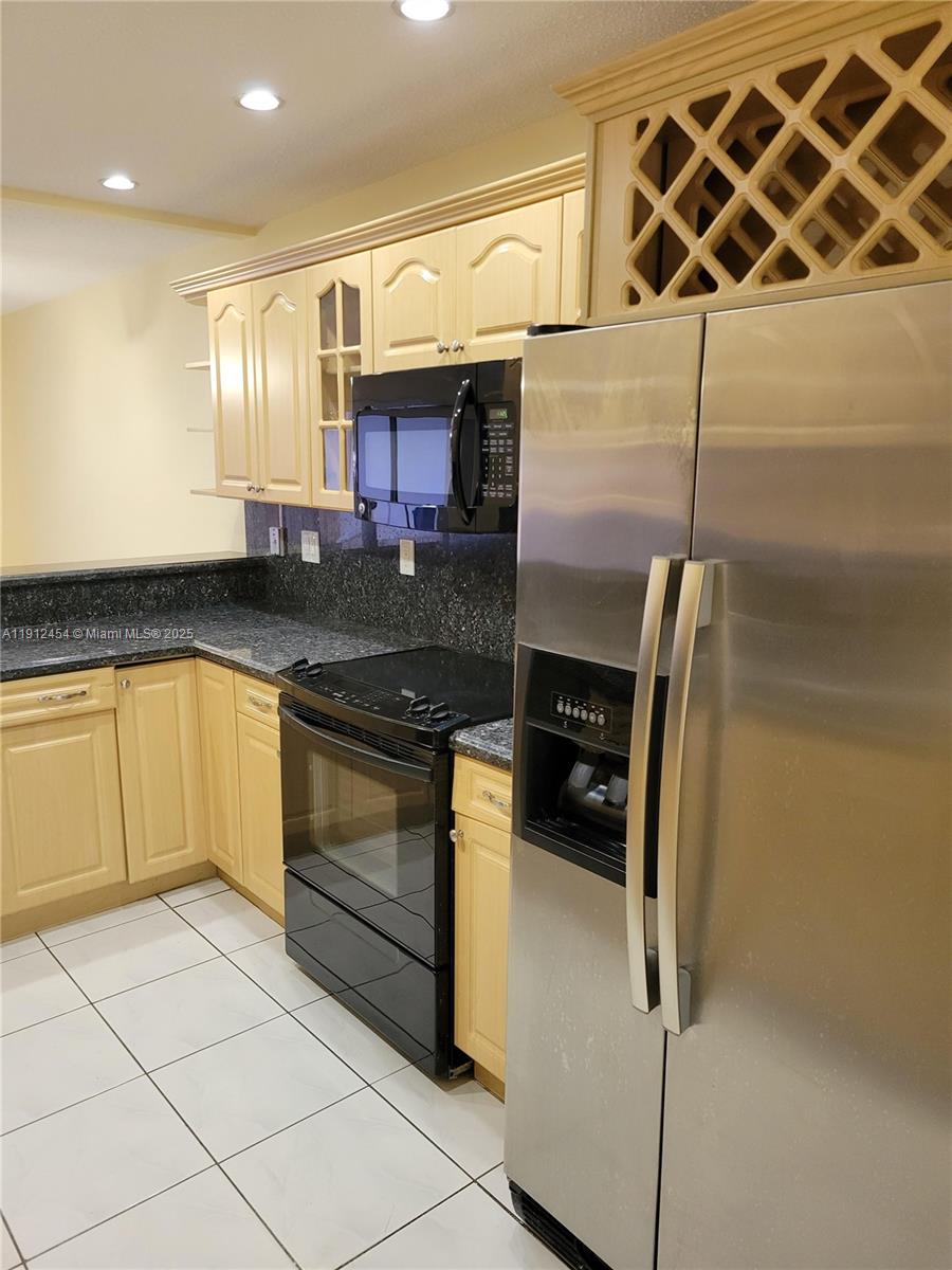 2750 North 34th Avenue, Unit 9G Hollywood, FL 33021 - Photo 23 of 29