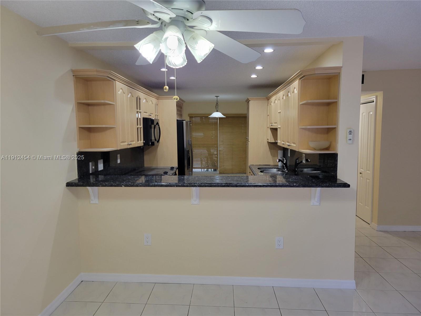 2750 North 34th Avenue, Unit 9G Hollywood, FL 33021 - Photo 6 of 29
