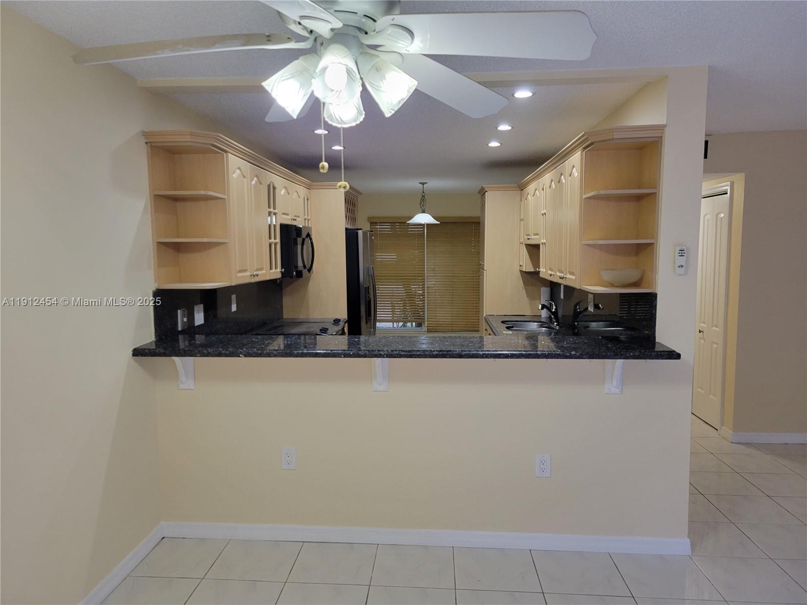 2750 North 34th Avenue, Unit 9G Hollywood, FL 33021 - Photo 7 of 29