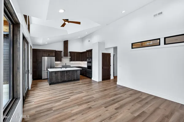 $925,000 | 33 Rebecca Lane, Nordman, ID 83848