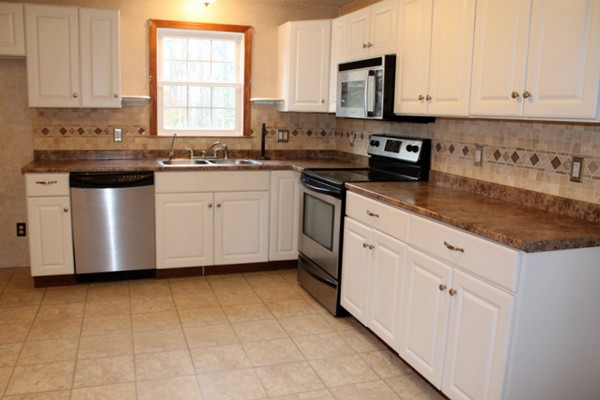 24 Three Rivers Road Wilbraham, MA 01095 - Photo 6 of 28