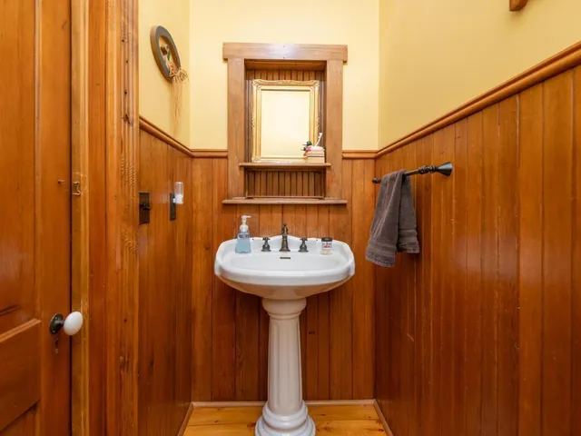 $970,000 | 13550 County Road 51, Norwood Young America, MN 55368