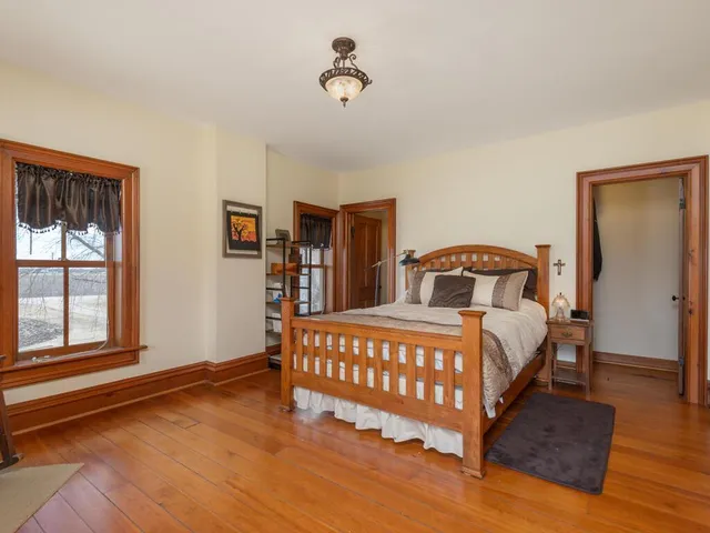 $970,000 | 13550 County Road 51, Norwood Young America, MN 55368