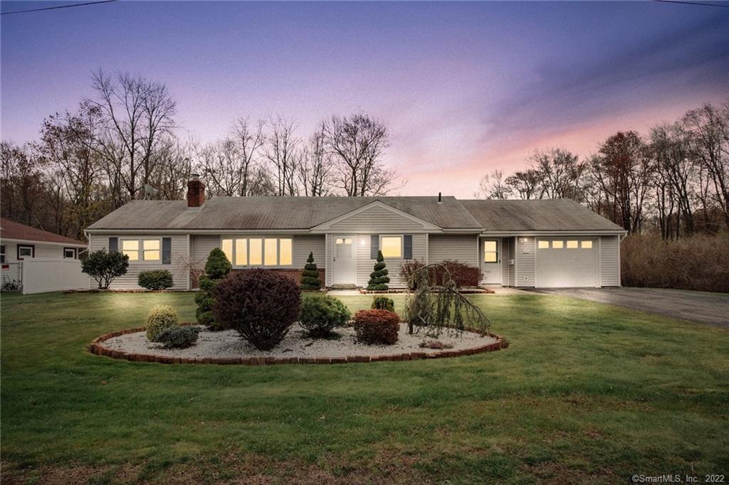143 Reservoir Road Newington, CT 06111 - Photo 1 of 1 Welome!