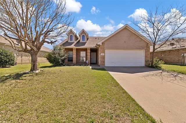 $2,000 | 1217 Foxtail Lane, Crowley, TX 76036