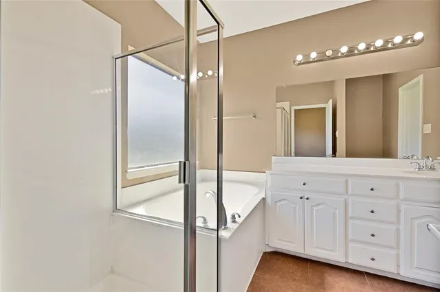 $2,000 | 1217 Foxtail Lane, Crowley, TX 76036