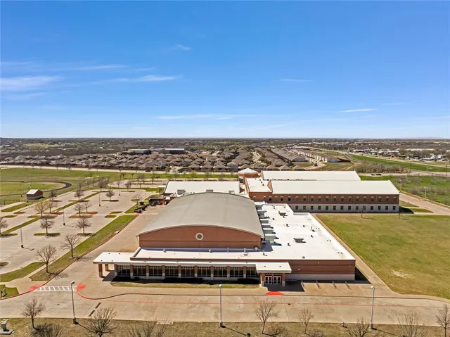 $2,000 | 1217 Foxtail Lane, Crowley, TX 76036