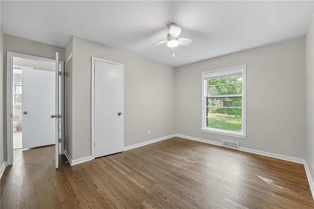 $300,000 | 7634 Charlotte Street, Kansas City, MO 64131