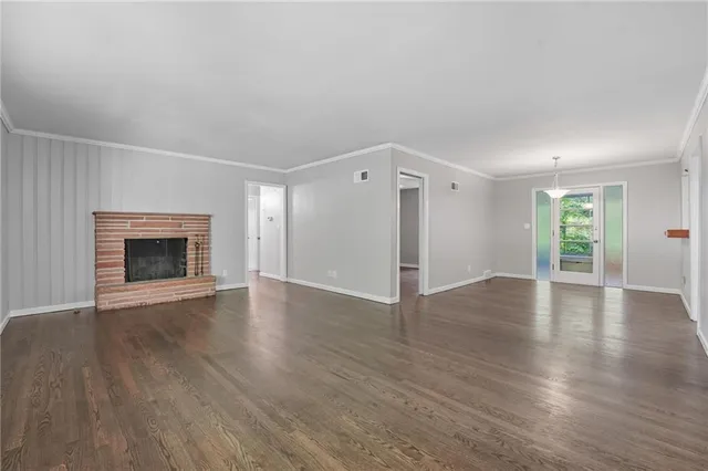 $300,000 | 7634 Charlotte Street, Kansas City, MO 64131