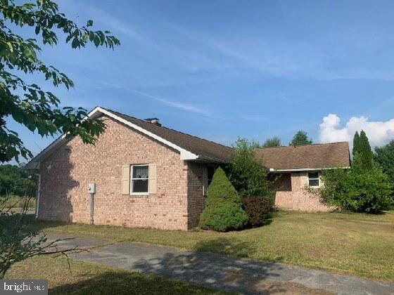 1060 Roxbury Road Newburg, PA 17240 - Photo 2 of 6