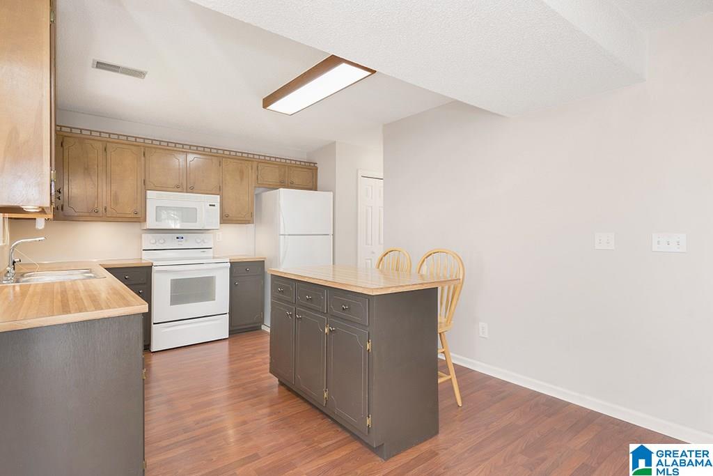 2138 Sandlin Road Birmingham, AL 35235 - Photo 5 of 19