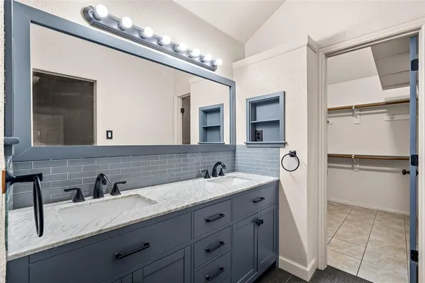 $350,000 | 9216 Harvard Avenue, Fort Worth, TX 76118