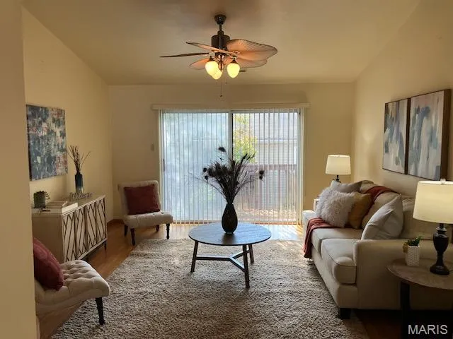 $80,000 | 4304 Inlet Isle Drive, Florissant, MO 63034