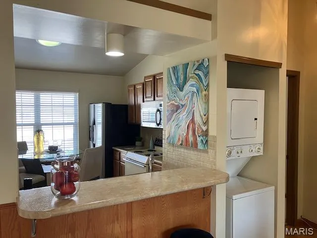 $80,000 | 4304 Inlet Isle Drive, Florissant, MO 63034