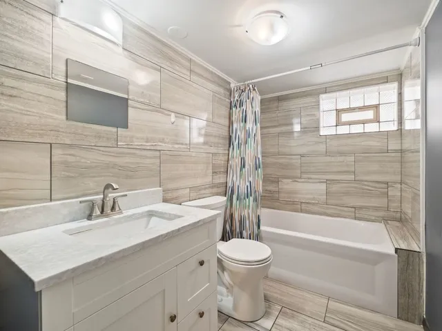 $458,999 | 7004 West School Street, Chicago, IL 60634