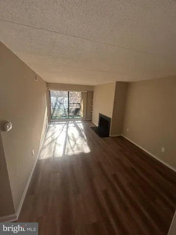 $1,800 | 5645 Harpers Farm Road, Unit D, Columbia, MD 21044