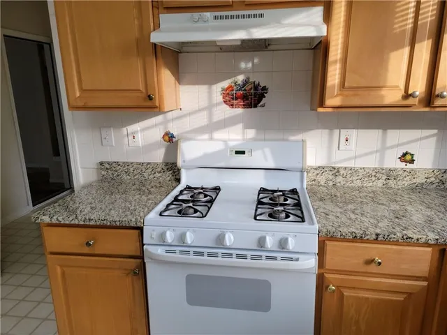 $2,990 | 5072 Raventhorpe Court Northwest, Suwanee, GA 30024