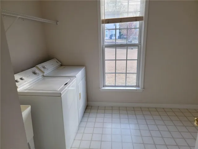 $2,990 | 5072 Raventhorpe Court Northwest, Suwanee, GA 30024